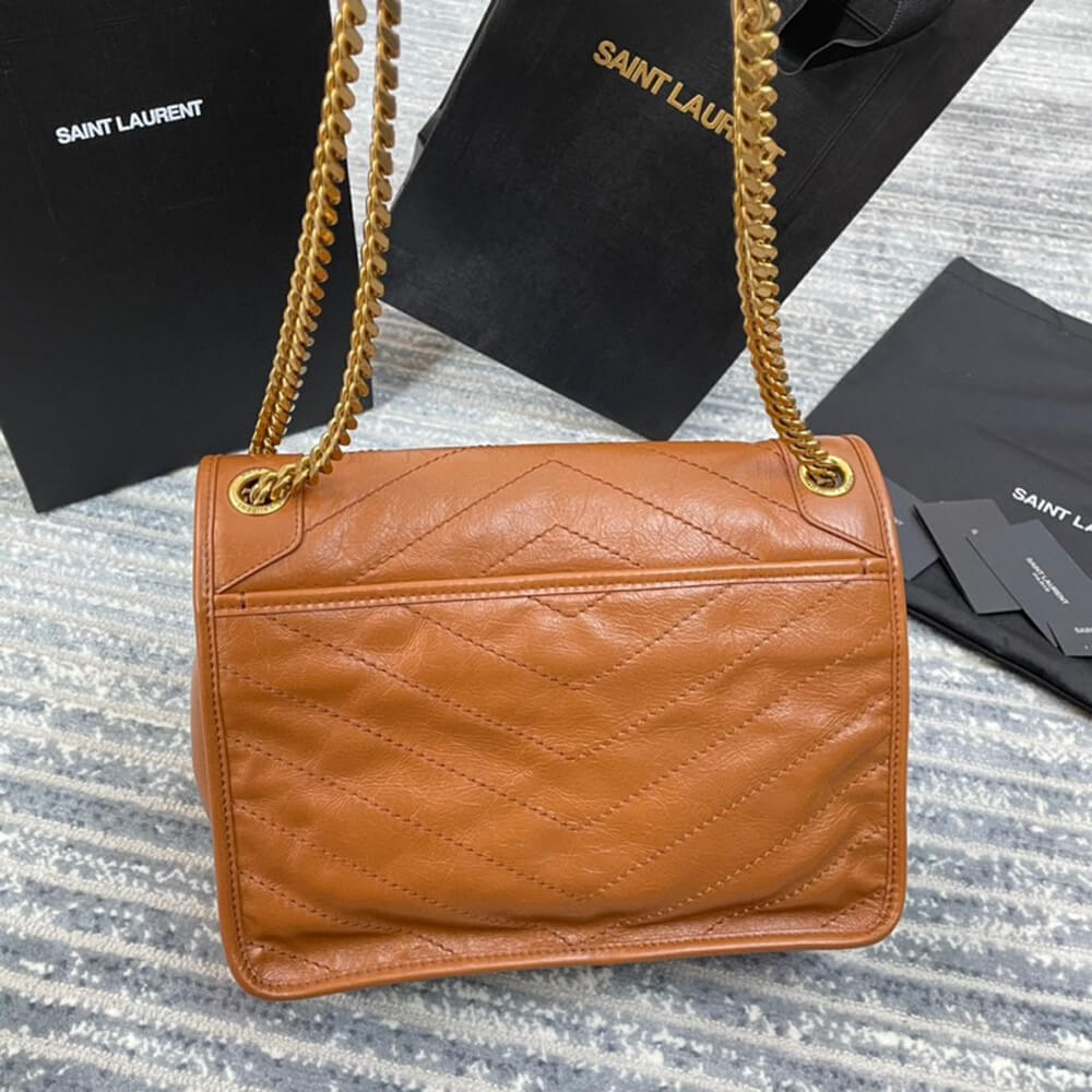 SAINT LAURENT NIKI MEDIUM IN CRINKLED VINTAGE LEATHER - Image 4