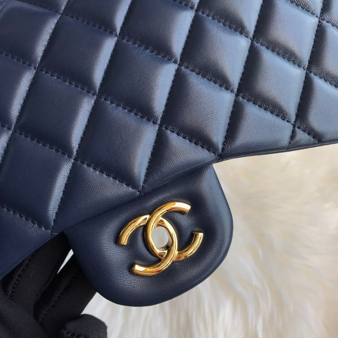 CHANEL LARGE CLASSIC HANDBAG (High-end grade) - Image 6
